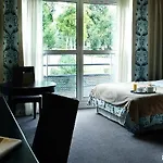 Отель Le 4*