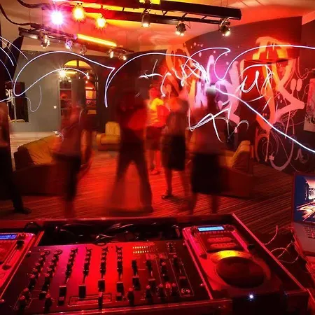 Le Hotel Forges-les-Eaux