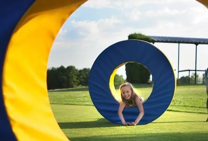 弗吉斯酒店 酒店